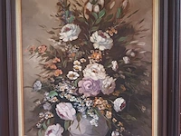 Lot 105 - schilderij bloemen - afbeelding 1 van  5