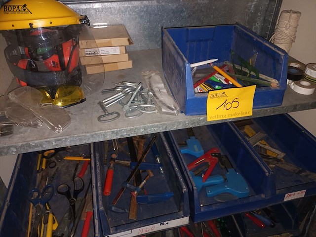 Lot 105 - werkmateriaal. inhoud rek - afbeelding 3 van  5