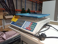 Lot 106 - digitale weegschaal imtex - afbeelding 3 van  4