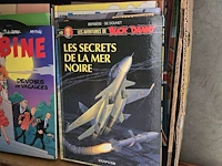 Lot 106 - doos vol met franse strips - afbeelding 1 van  3