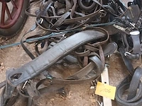 Lot 106 - lot paardenmateriaal voor koets - afbeelding 2 van  4