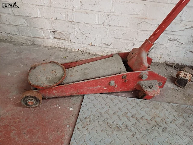 Lot 1062 - garagekrik - afbeelding 2 van  2
