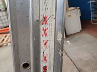 Lot 1063 - aluminium ladder - afbeelding 2 van  3