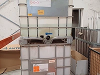 Lot 1064 - ibc container. 2 stuks - afbeelding 1 van  4