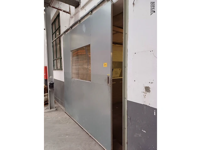 Lot 1067 - metalen schuifpoort - afbeelding 2 van  4