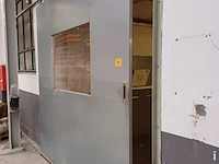 Lot 1067 - metalen schuifpoort - afbeelding 2 van  4