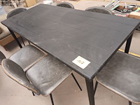 Lot 107 - houten tafel - afbeelding 1 van  3