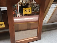 Lot 107 - spiegel - afbeelding 1 van  2
