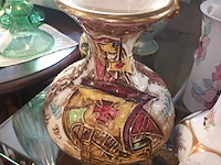 Lot 107 - vazen. 13 stuks - afbeelding 4 van  5