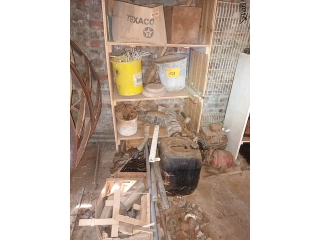 Lot 108 - diversen - afbeelding 1 van  6