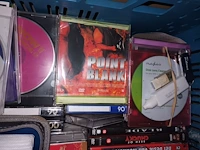 Lot 108 - dvd’s, cd’s en cassettes. 1 bak - afbeelding 5 van  5