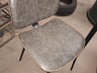 Lot 108 - stoelen. 6 stuks - afbeelding 1 van  4