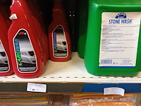 Lot 109 - onderhoudsproducten. 125 stuks - afbeelding 8 van  13