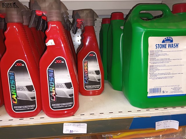 Lot 109 - onderhoudsproducten. 125 stuks - afbeelding 10 van  13