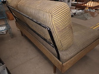 Lot 109 - stoffen zitbank - afbeelding 4 van  4