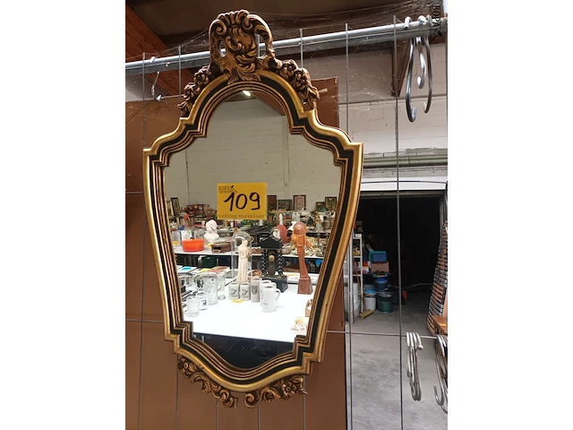 Lot 109 - vergulde kuifspiegel - afbeelding 4 van  4