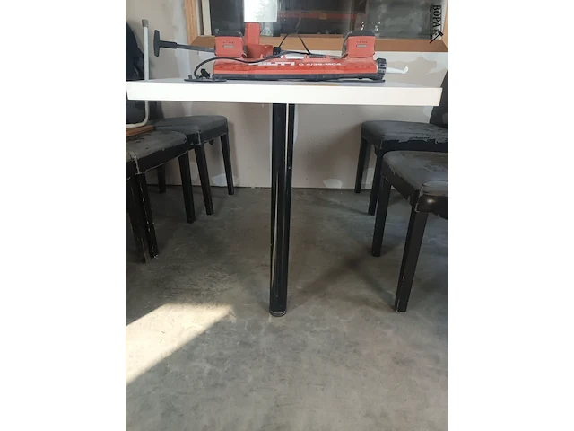 Lot 11 - aanbouw keukentafel - afbeelding 2 van  3