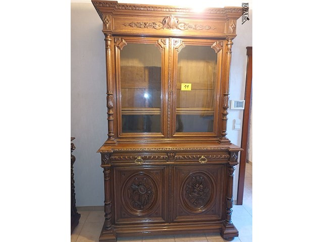 Lot 11 - antieke franse jachtkast - afbeelding 1 van  6