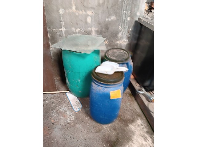 Lot 11 - dierenvoeding - afbeelding 2 van  4