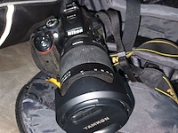 Lot 11 - digitale camera nikon met statief - afbeelding 4 van  6