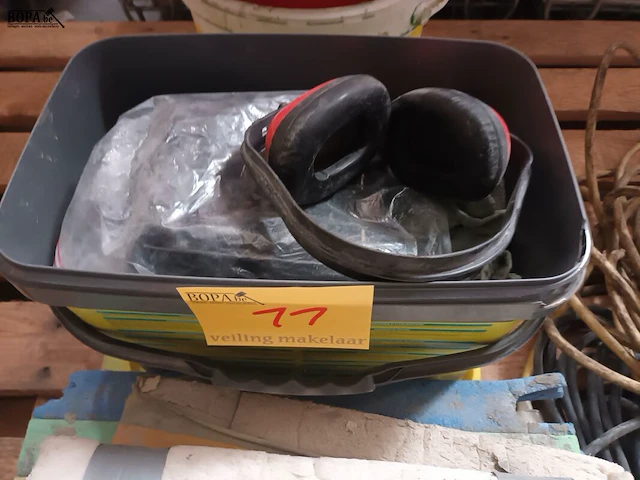 Lot 11 - divers werkmateriaal - afbeelding 3 van  4