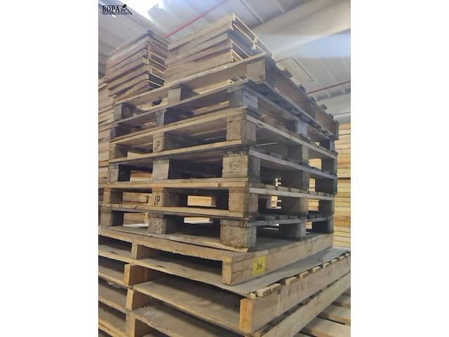 Lot 11 - diverse palletten - 20 stuks - afbeelding 3 van  3