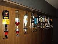 Lot 11 - geopende sterke dranken - 13 flessen - afbeelding 1 van  4