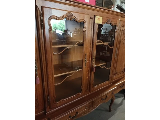Lot 11 - houten wandkast - afbeelding 5 van  5