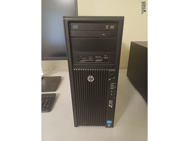 Lot 11 - hp desktop, scherm en klavier - afbeelding 2 van  7