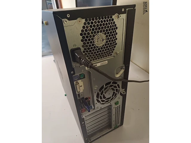 Lot 11 - hp desktop, scherm en klavier - afbeelding 4 van  7