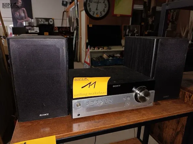 Lot 11 - microketen sony - afbeelding 1 van  4