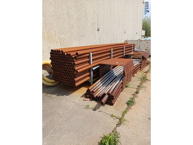 Lot 11 - opgiet gaines. ca. 32 stuks - afbeelding 1 van  1