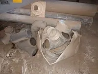 Lot 11 - pvc afvoerbuizen en koppelstukken - afbeelding 2 van  4