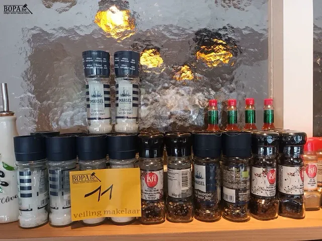 Lot 11 - tafelkruiden. 48 stuks - afbeelding 3 van  4