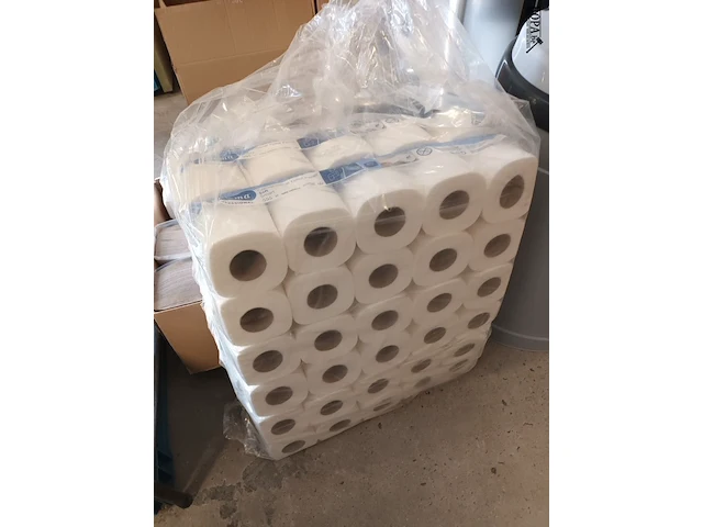 Lot 11 - toiletpapier, handdoekpapier en emmers - afbeelding 4 van  4