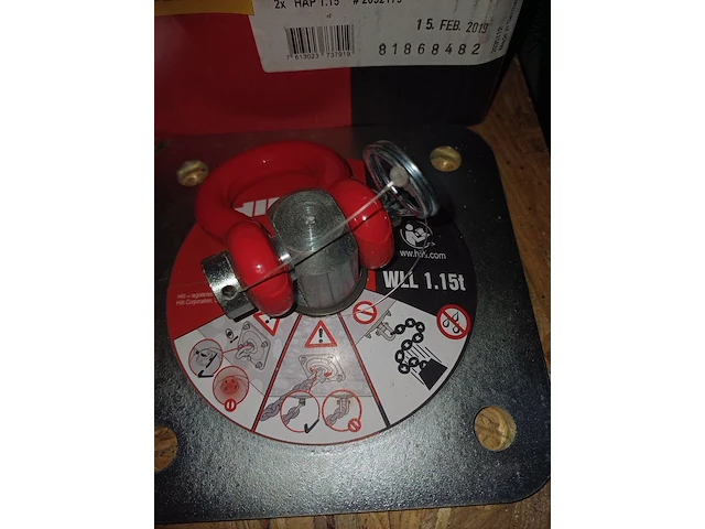 Lot 110 - hilti liftankerpunten - 2 stuks - afbeelding 2 van  2