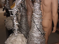 Lot 110 - kerstboom modern - afbeelding 3 van  3