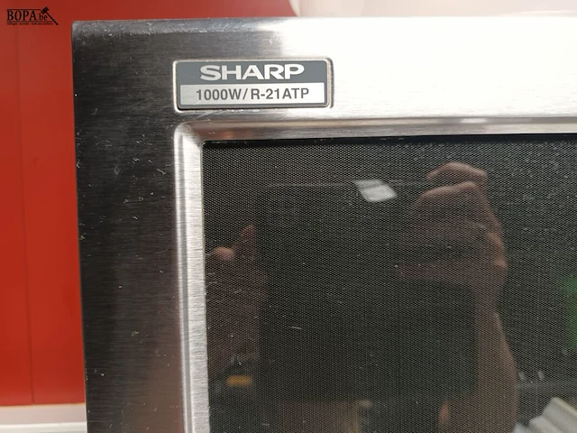 Lot 110 - microgolfoven sharp - afbeelding 4 van  4