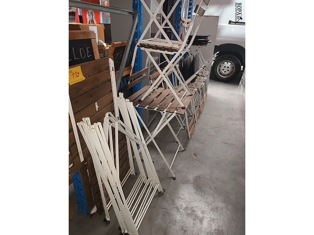 Lot 110 - plooitafels en plooistoelen - afbeelding 2 van  5