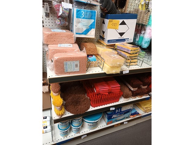 Lot 110 - poetsmateriaal. 100 stuks - afbeelding 5 van  12