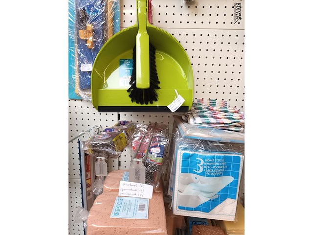 Lot 110 - poetsmateriaal. 100 stuks - afbeelding 12 van  12