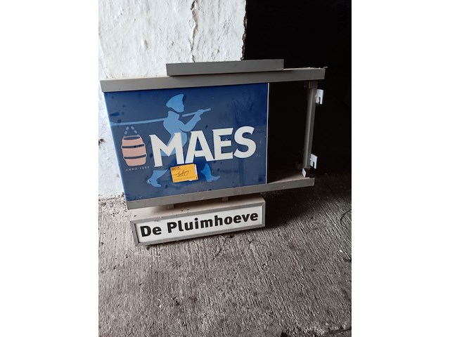 Lot 110 - verlicht gevelreclamebord - afbeelding 1 van  2