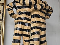 Lot 111 - laurel & hardy gevangen - afbeelding 2 van  2