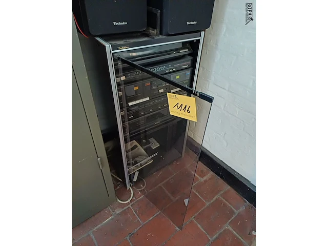 Lot 1116 - muziekinstallatie technics - afbeelding 5 van  5