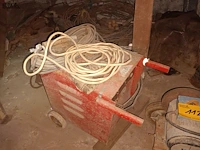 Lot 112 - batterijlader en kar met motor - afbeelding 4 van  4