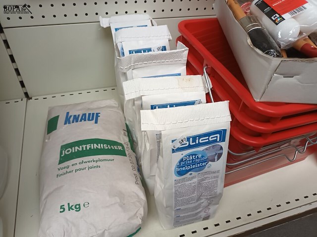 Lot 112 - verfmateriaal. 120 stuks - afbeelding 7 van  7