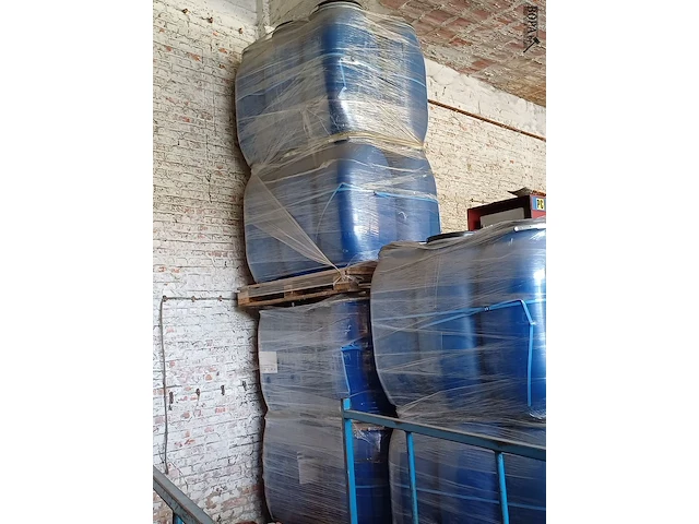 Lot 1125 - pvc vat. 60 stuks - afbeelding 4 van  6