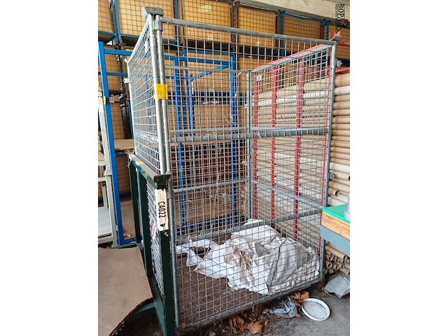 Lot 1128 - rekken. 2 stuks - afbeelding 1 van  5
