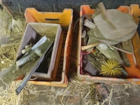 Lot 113 - werkmateriaal en tractorzetel - afbeelding 5 van  5