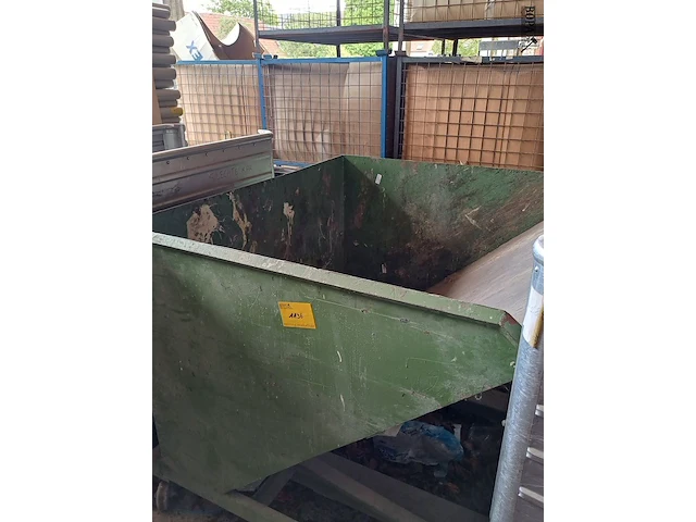 Lot 1136 - mobiele kipcontainer groen - afbeelding 3 van  3